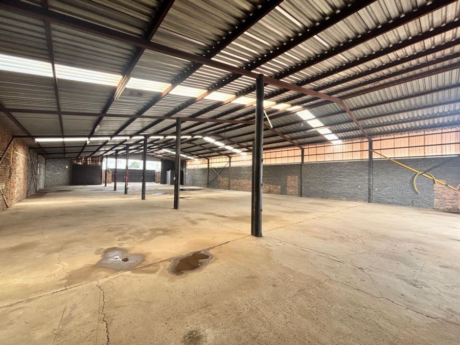 To Let commercial Property for Rent in Klerksdorp Industrial North West